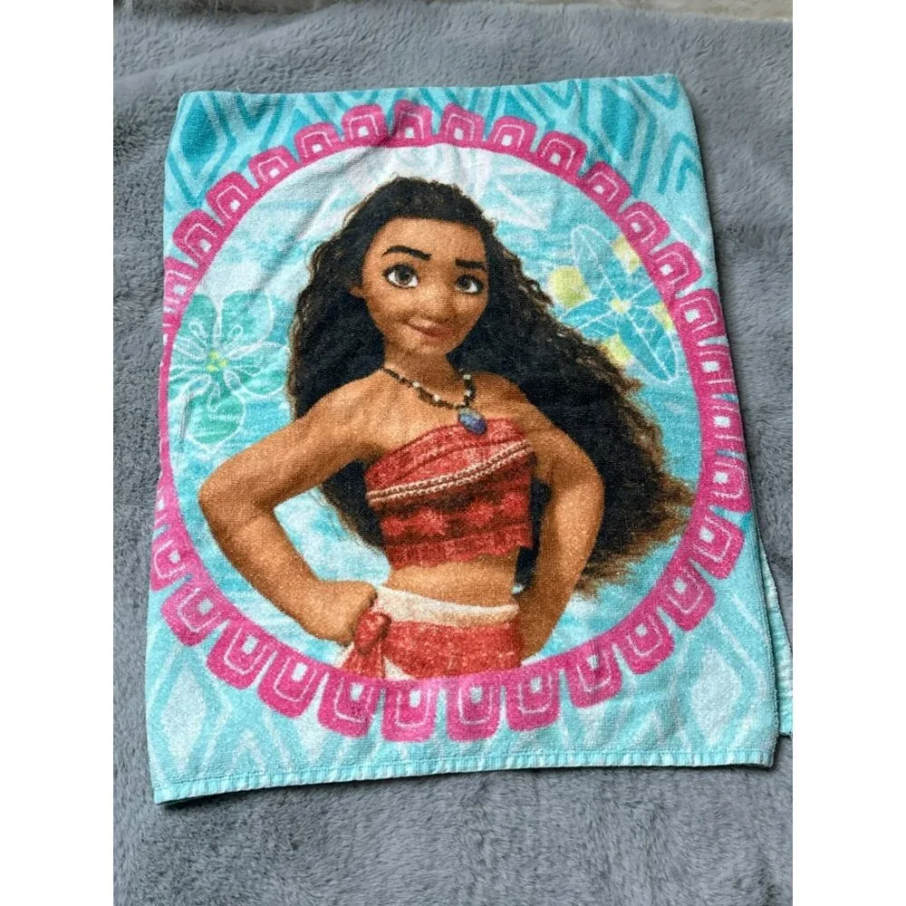 Moana Kids Hooded Beach Towel